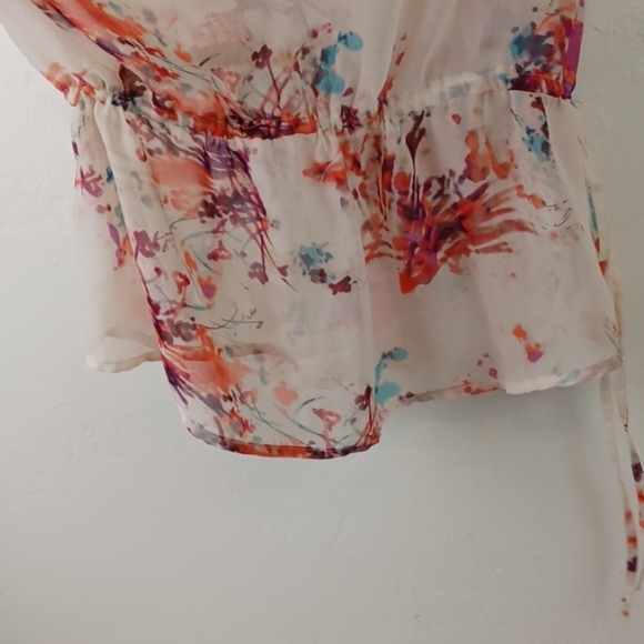 a.n.a. Sheer White Floral Drawstring-Waist Dainty Romantic Cap Sleeve Blouse (M) - Picture 4 of 11